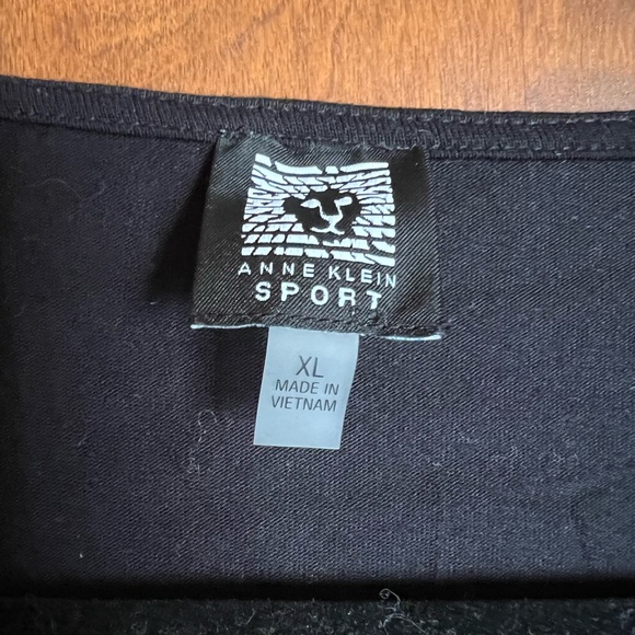 Anne Klein Black Scoop Neck 3/4 Sleeve Top - Picture 3 of 4